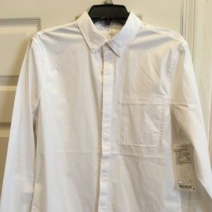 Men’s lululemon long sleeve button down shirt. NEW